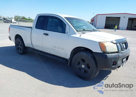 2008 Nissan Titan Xe z USA, uszkodzony, nr VIN 1N6BA06A28N317912